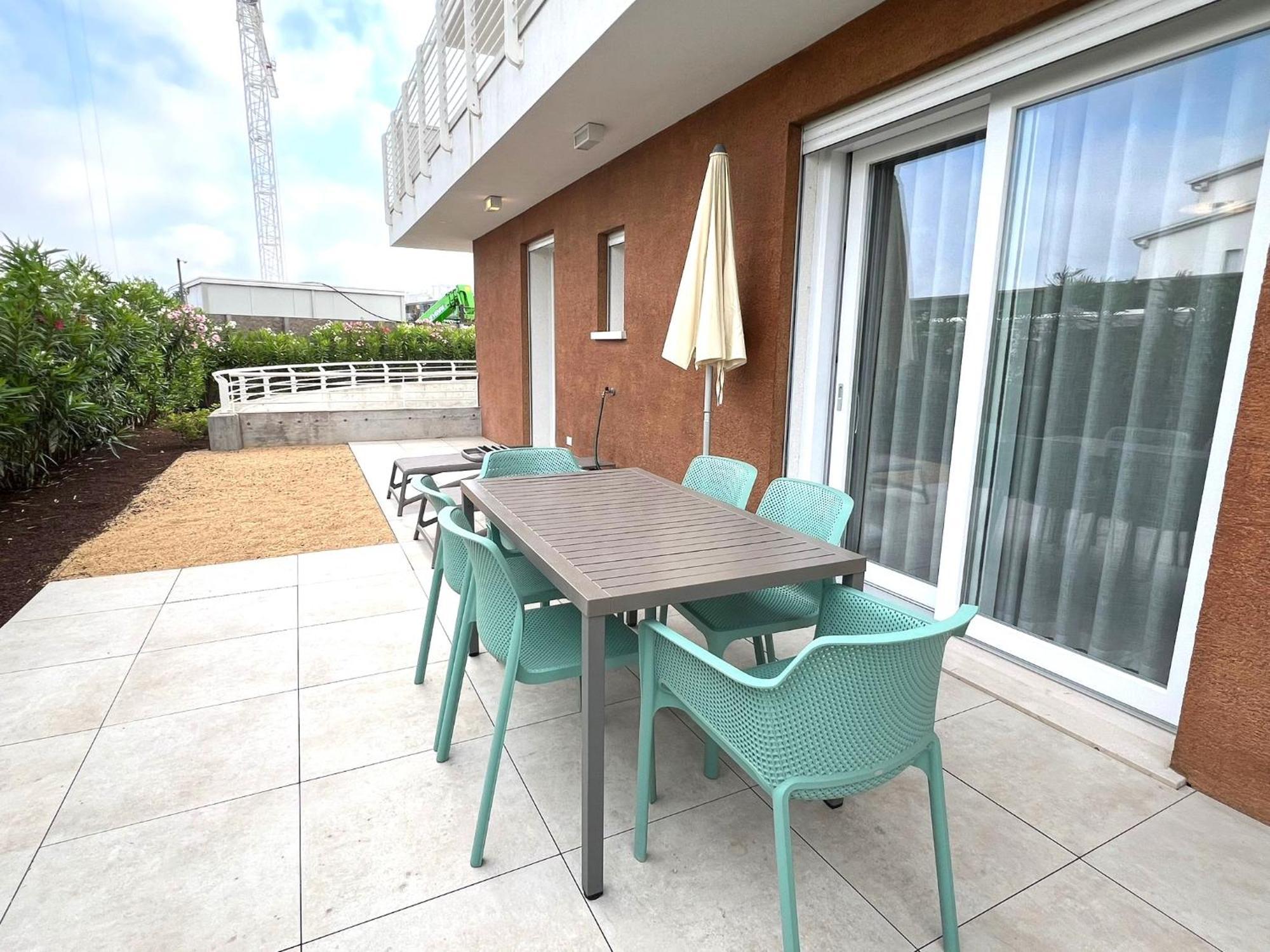 Sun Beach Residence Con Piscina - Piazza Brescia - Adria Holiday Jesolo - Family Apartments 外观 照片