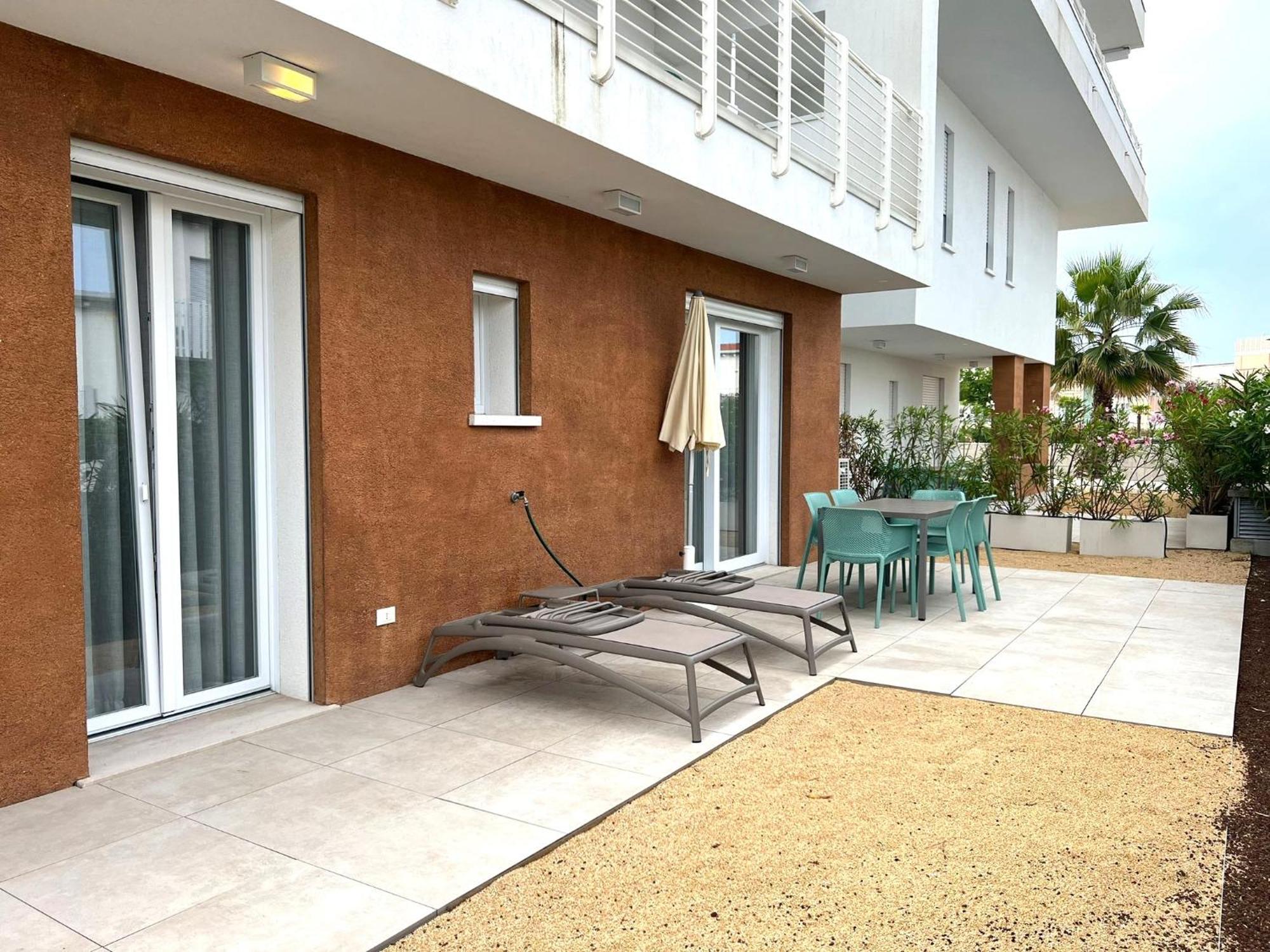 Sun Beach Residence Con Piscina - Piazza Brescia - Adria Holiday Jesolo - Family Apartments 外观 照片